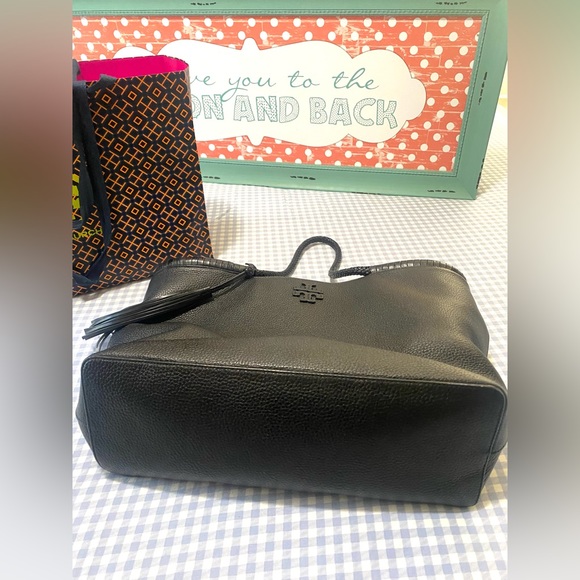 TORY BURCH XL IMPERIAL BLACK RAYLOR TOTE - Picture 11 of 16